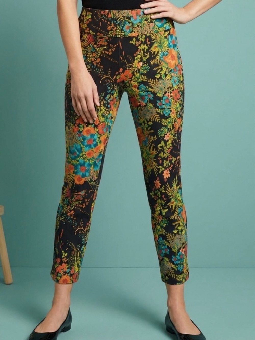 Soft Surroundings “In Bloom” Floral Slim Ankle Pants Size Large